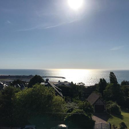 Appartement Avec Vue Imprenable Sur La Mer Trouville-sur-Mer Kültér fotó